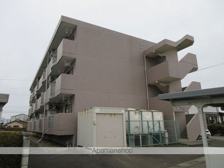 マンションインディペンデンス203の外観