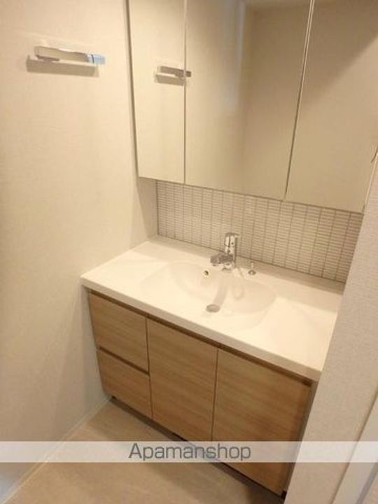 シーズンフラッツ青葉通一番町の内装