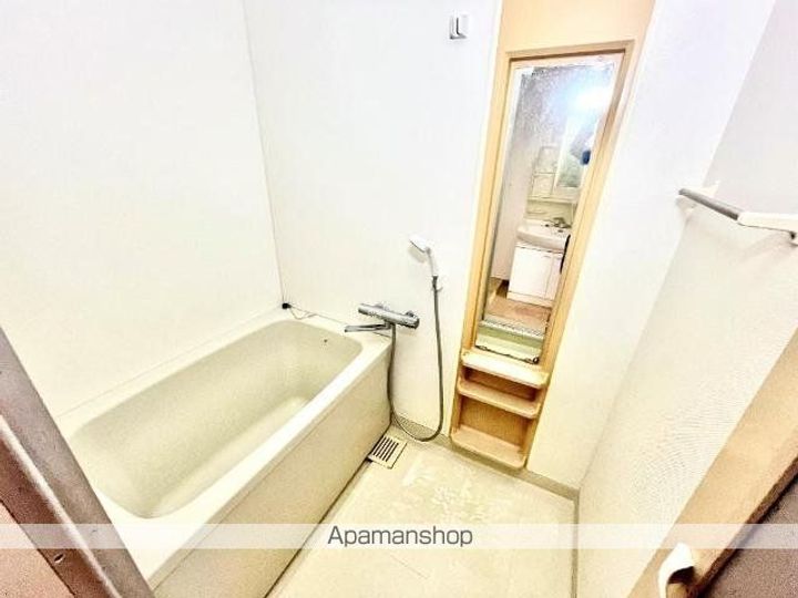 神奈川県横浜市戸塚区原宿2丁目の賃貸マンションの風呂