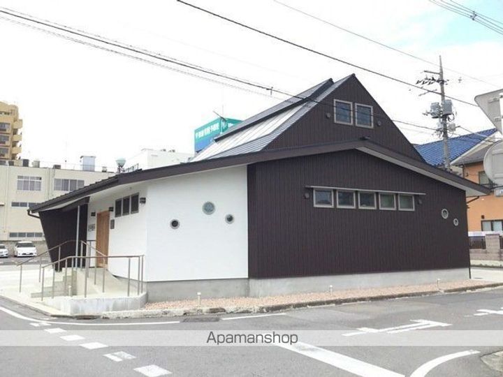 レオパレスベーチェルの周辺