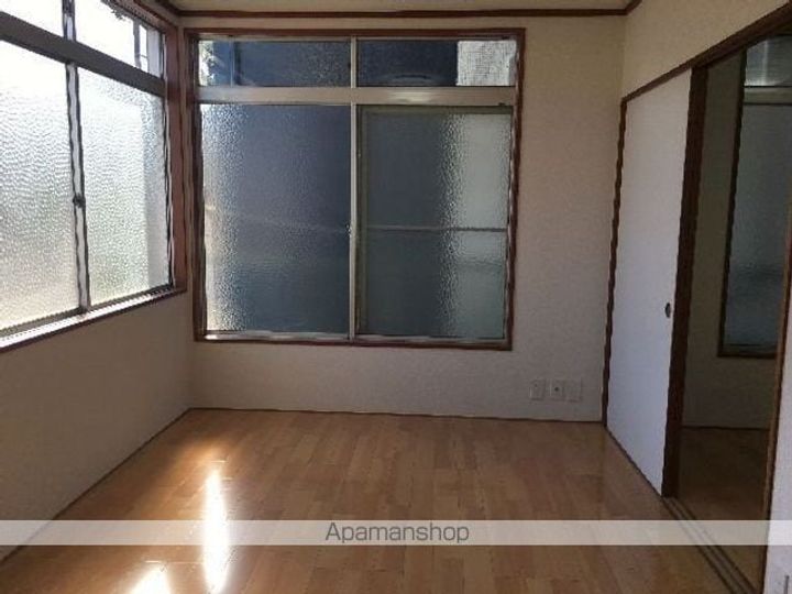 柏コーポ101の居間