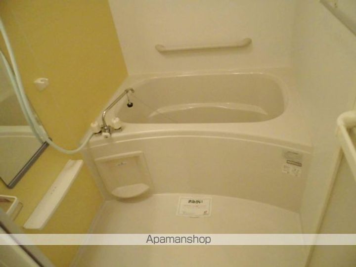 大阪府堺市堺区向陵東町1丁の賃貸アパートの風呂