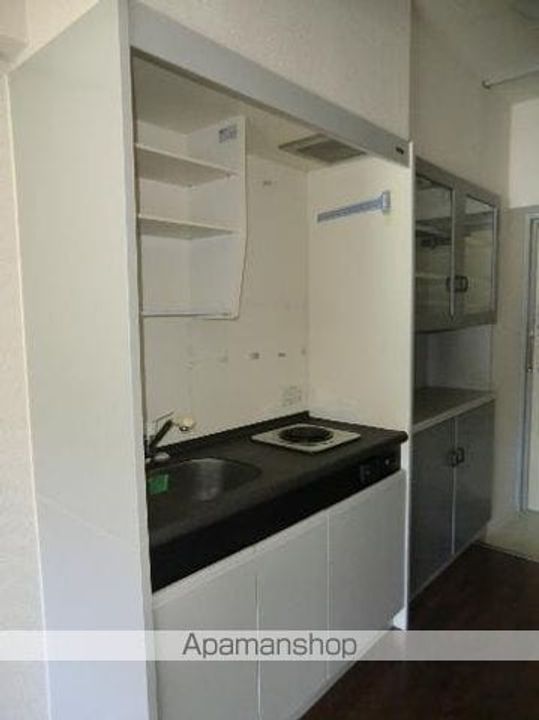 メゾン・ド・コンフォール303のキッチン