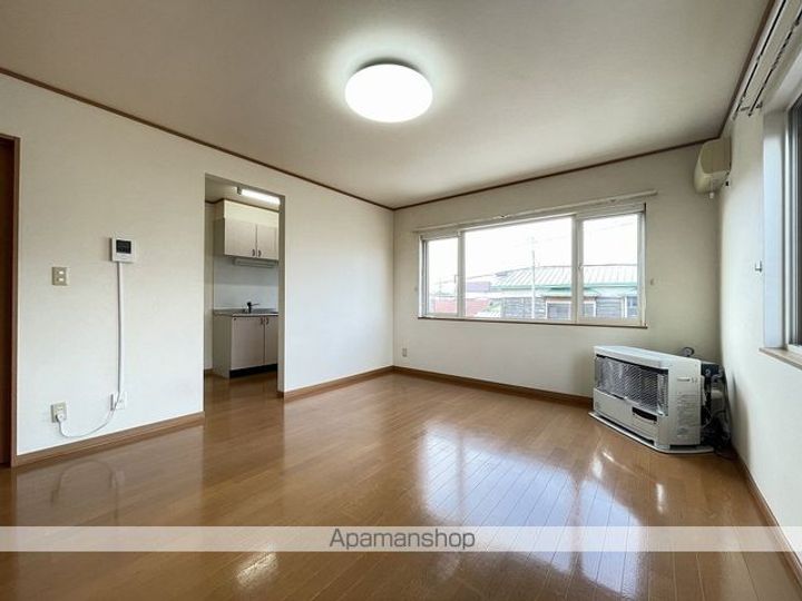 パディーブ亀田本町2Fの居間