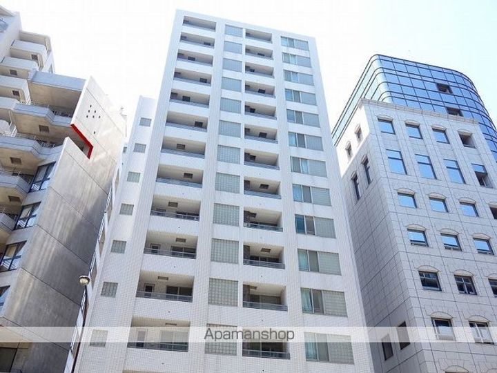プライムアーバン四谷外苑東の外観