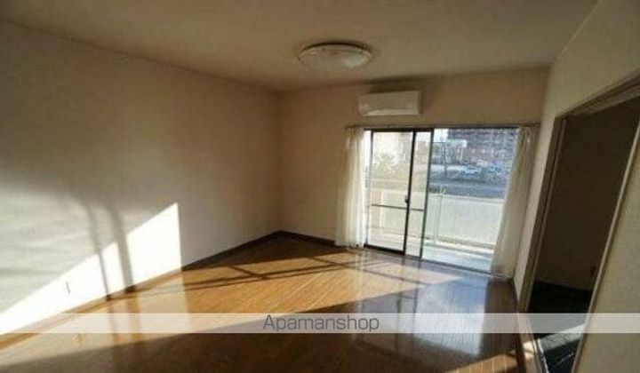 香川県高松市松縄町の賃貸マンションの内装