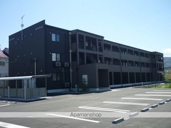 N・Sグランデの外観