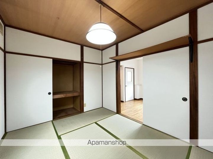 メゾン竹山の内装