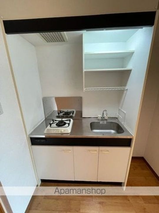 滋賀県草津市野路3丁目の賃貸マンションのキッチン