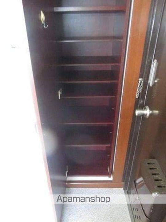 戸塚ハイツの玄関