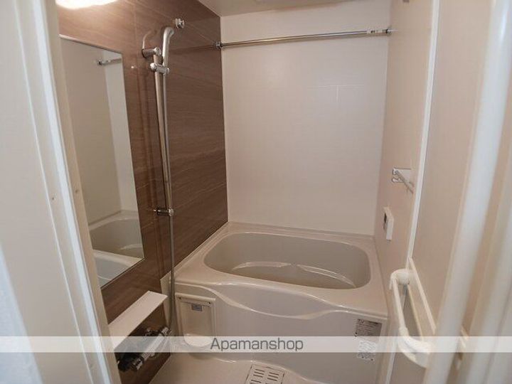 フルール・ド・ヴィオレットの風呂