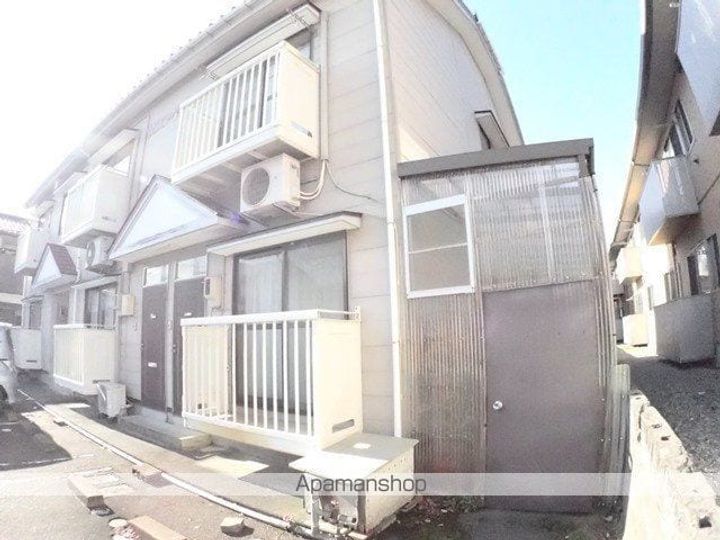 サンコート山ニの外観