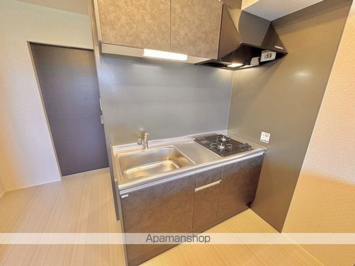 滋賀県東近江市小脇町の賃貸アパートのキッチン