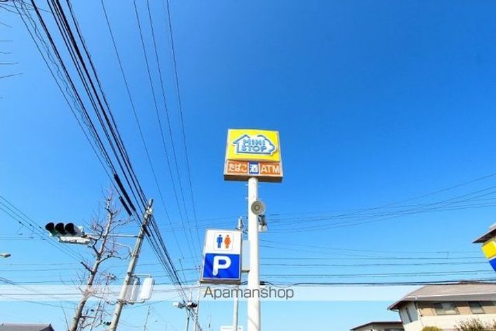 T’Sスクエアの周辺