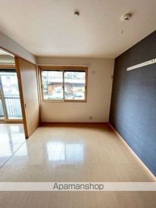 クローバーヒルズ102の内装