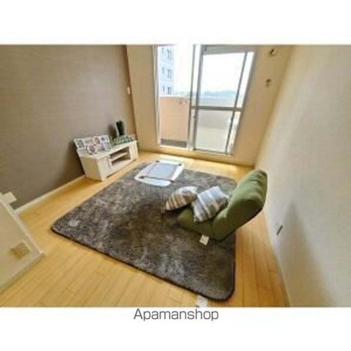 ナビオ杁中4Cの内装