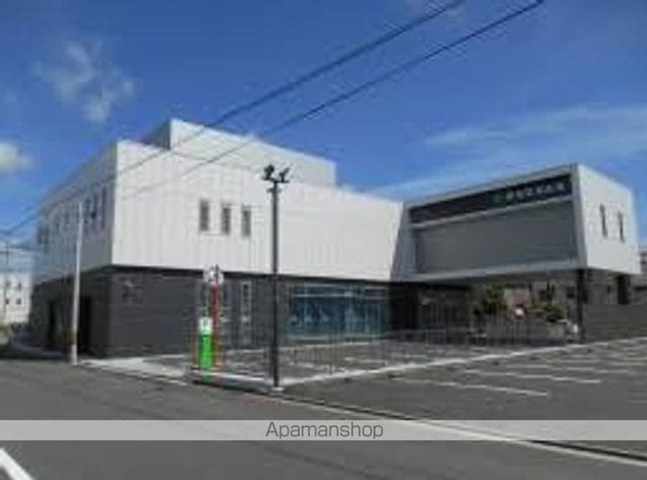 エバーグレイス301の周辺