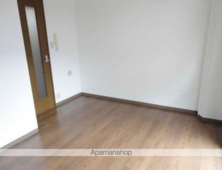 グランチェスタ戸田公園の居間