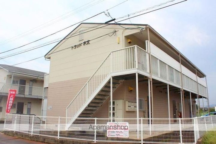 香川県高松市木太町の賃貸アパートの外観