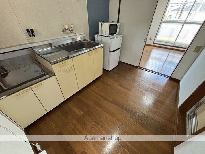 滋賀県彦根市八坂町の賃貸アパートのキッチン