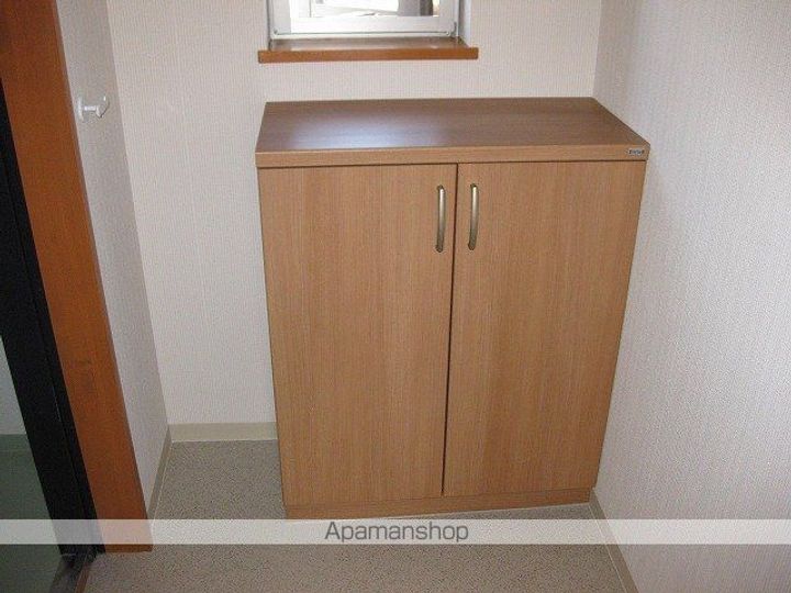 山形県米沢市東2丁目の賃貸マンション103の玄関