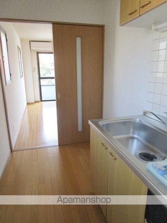 ロイヤルハイツ玉穂Ⅲ101号室の内装