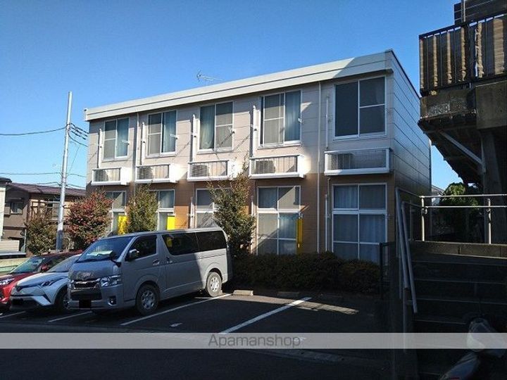 レオパレスCASA10の外観