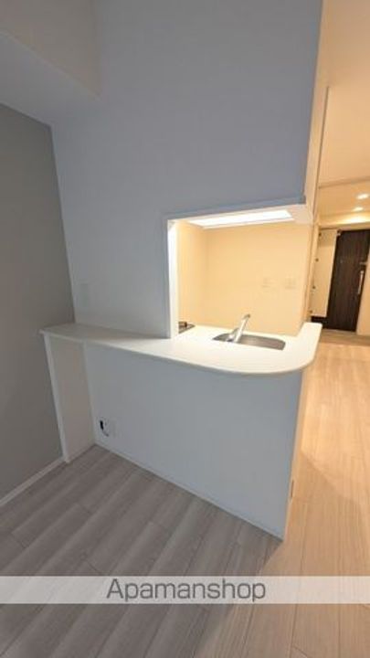 コンフォリア・リヴ京橋の内装