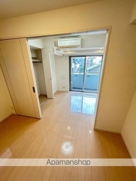 ルクレ東上野レジデンスの居間