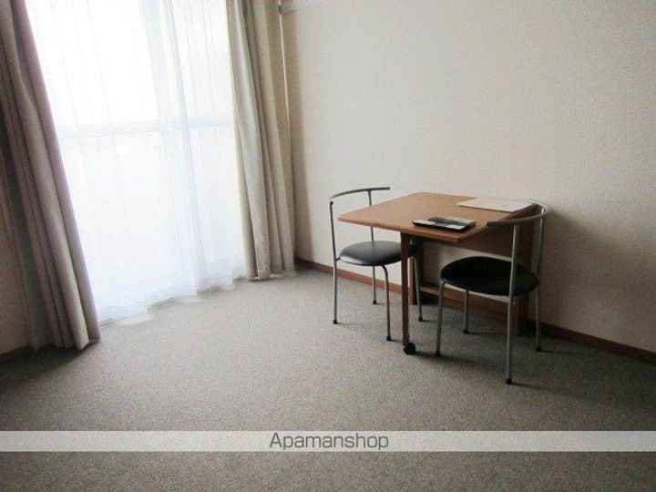 レオパレス南高田211の内装