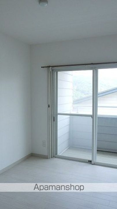 ハイツ鶴峰10の内装