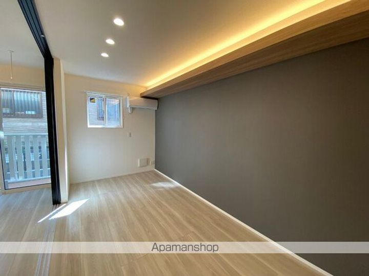 セレスティア鳴神のその他画像