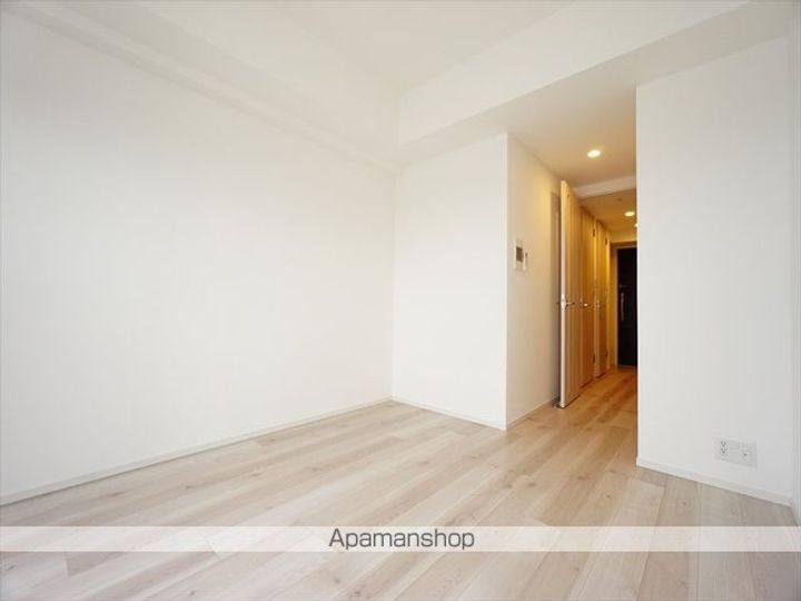 S-RESIDENCE桜本町awesomeの居間