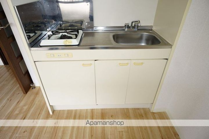 愛知県名古屋市中区大須2丁目の賃貸マンション402のキッチン
