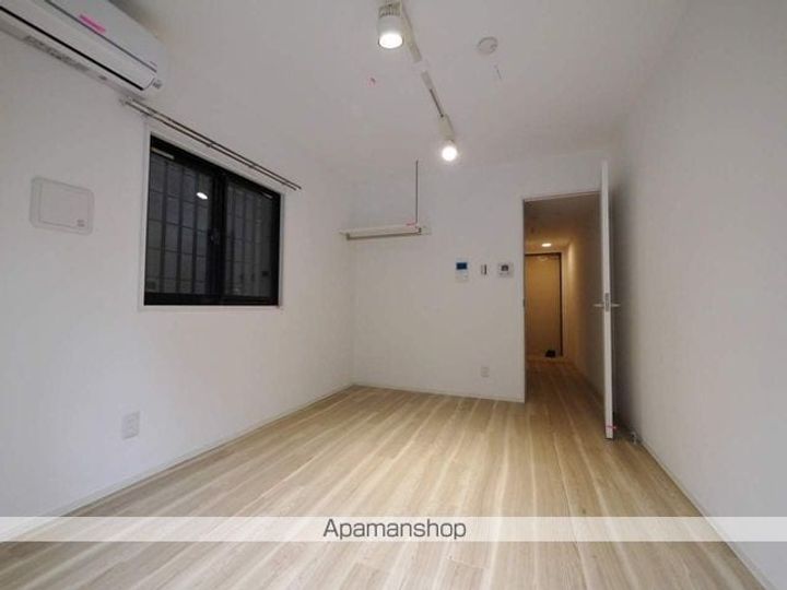 SOPHIE DE BLANC101の居間