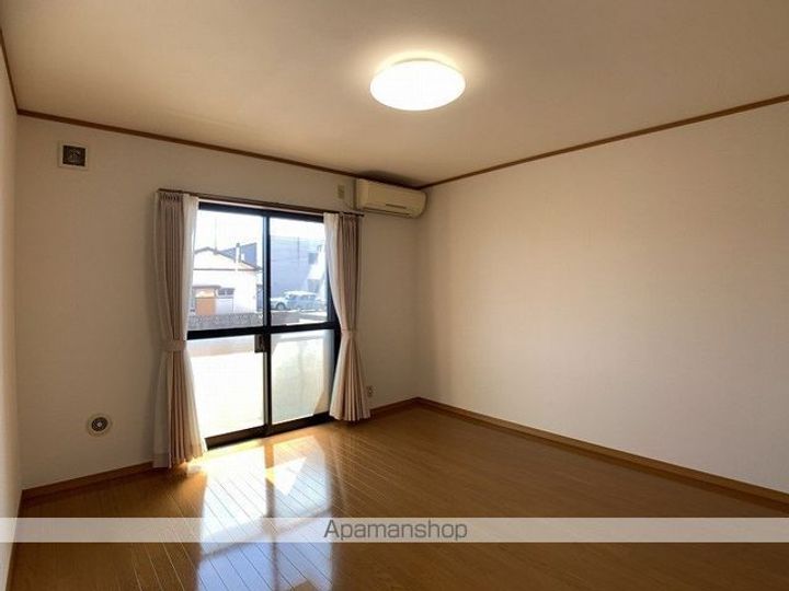 ラフォンテ・レパード2-202の内装