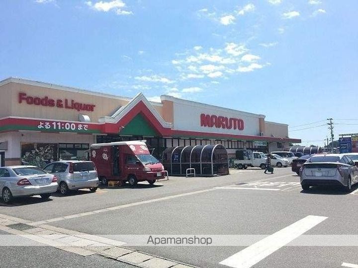 コーポナイス103の周辺