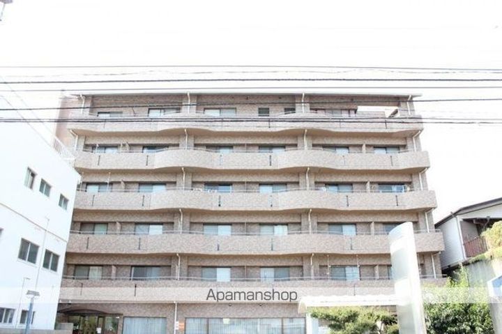 香川県高松市高松町の賃貸マンションの外観