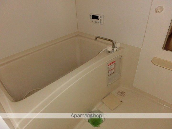岩手県滝沢市室小路の賃貸マンションの風呂