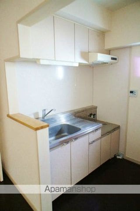 アンフレール川上のキッチン