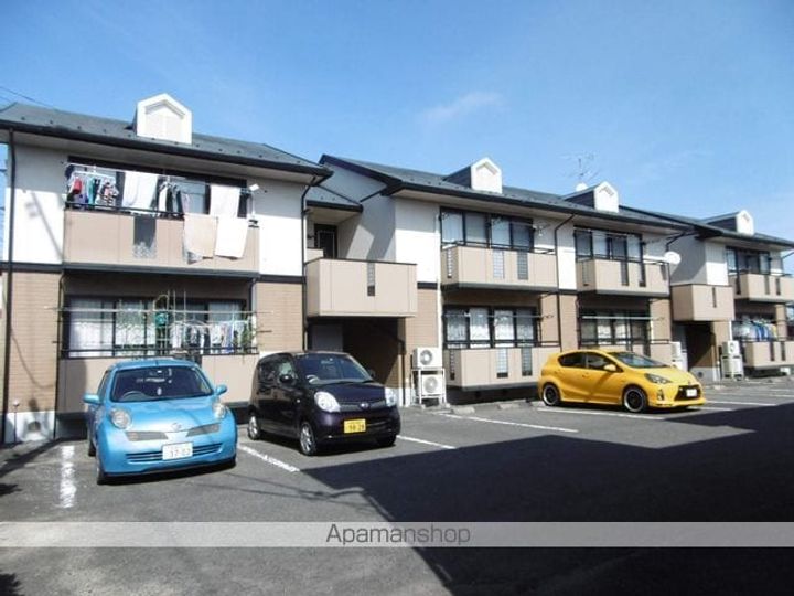 ロイヤルシャトー今泉Bの外観