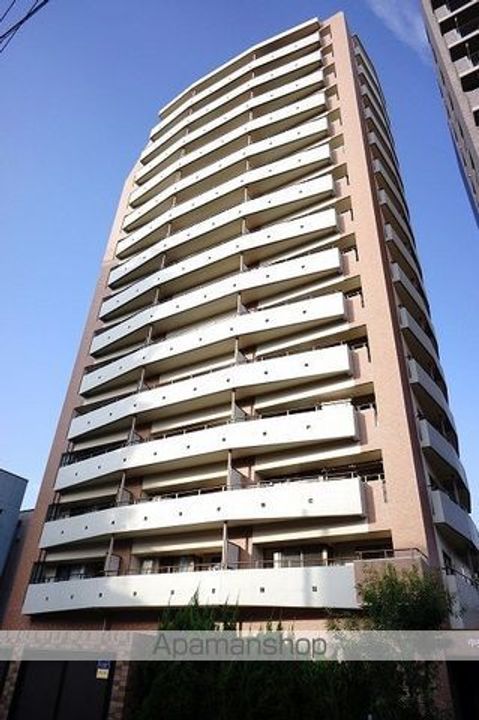 静岡県浜松市中央区海老塚1丁目の賃貸マンションの外観