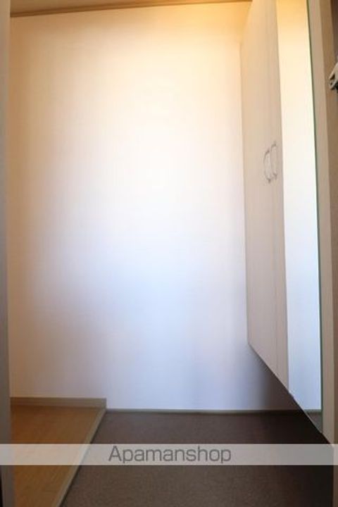 ヴェルドミール Mの玄関