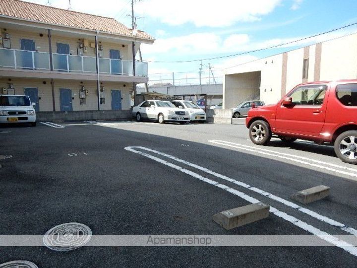 岡山県岡山市中区竹田の賃貸アパートの外観