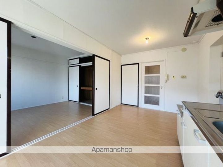 ヴィラナリー函館3号棟(ヴィラナリーハコダテサンゴウトウ)204の内装