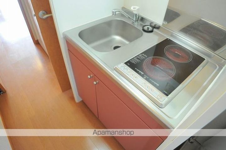 レオパレスシャルネ102のキッチン