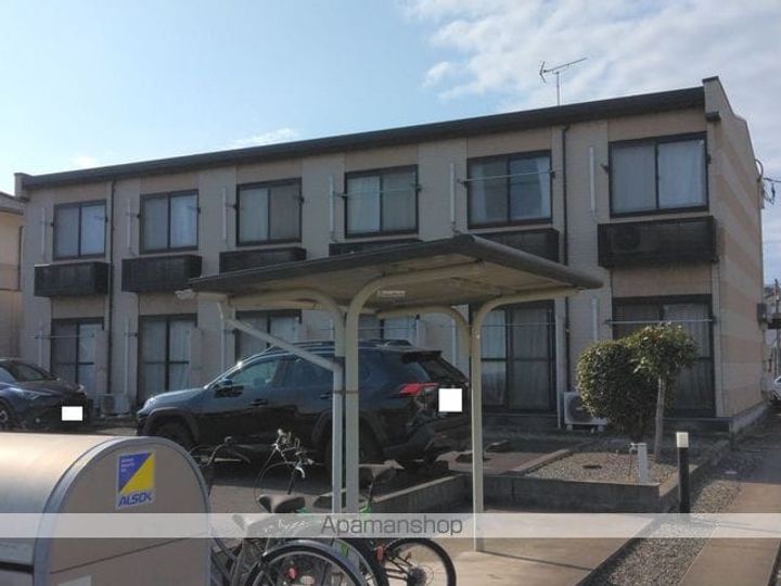 レオパレスI MAISON202の外観