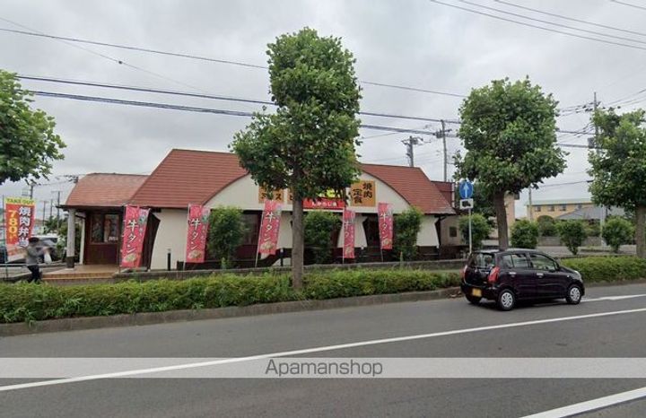 レオパレススプリングバレーの周辺