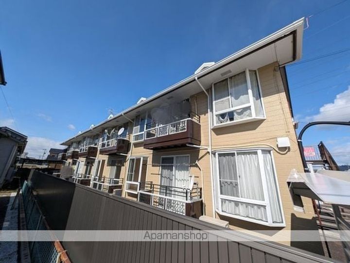 ビバリーヒルズ IIの外観