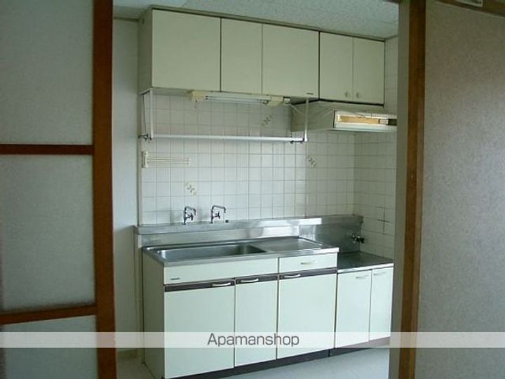 メゾン倉前405のキッチン